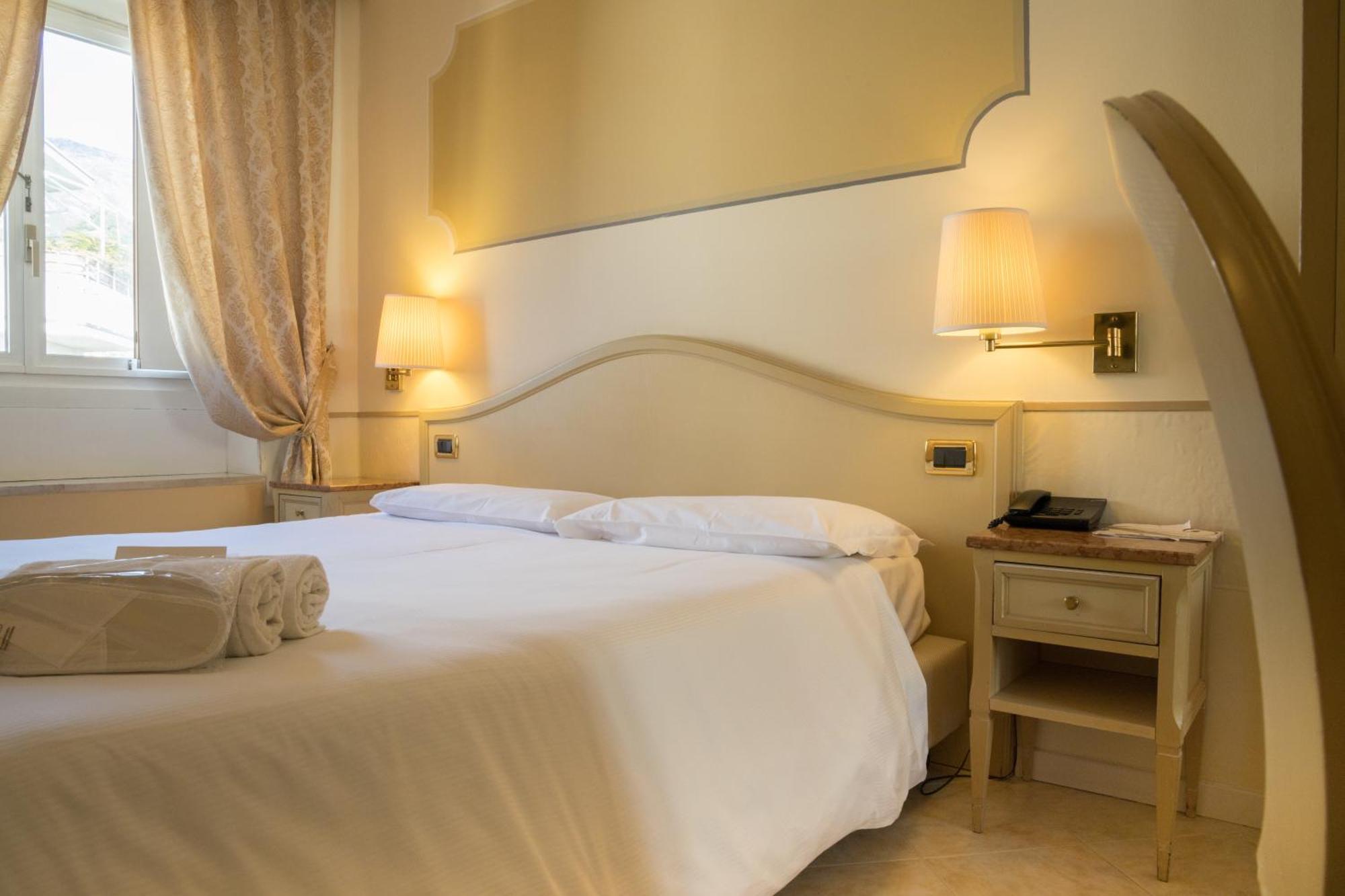 Ena Hotel Arenzano Bagian luar foto