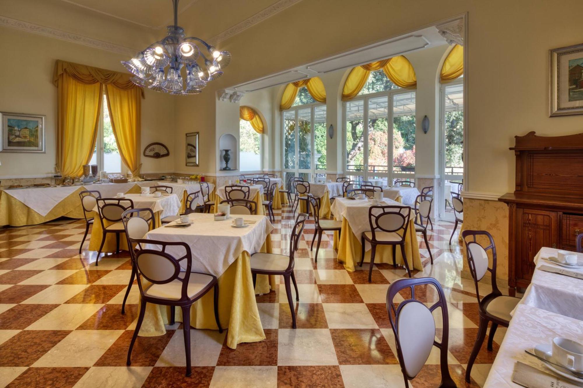 Ena Hotel Arenzano Bagian luar foto